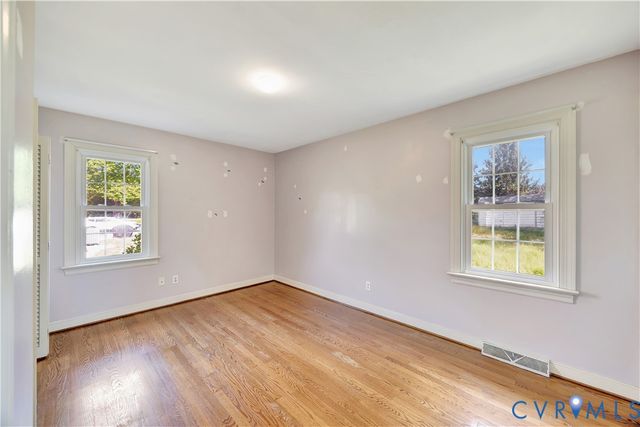 6986 Cornfield Ln, Mechanicsville, VA 23111