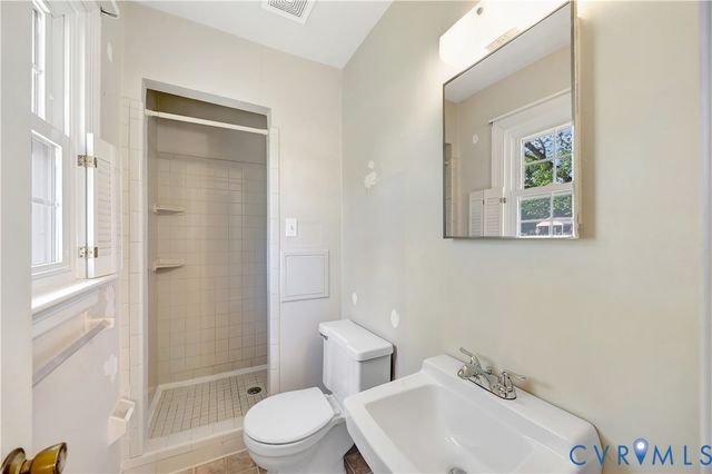 6986 Cornfield Ln, Mechanicsville, VA 23111
