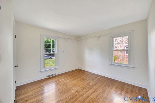 6986 Cornfield Ln, Mechanicsville, VA 23111