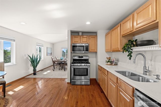 833 S Meyers, Tacoma, WA 98465