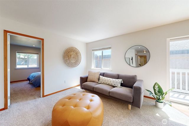 833 S Meyers, Tacoma, WA 98465