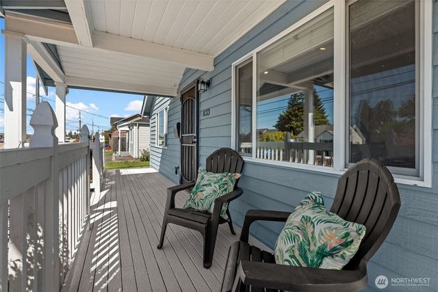 833 S Meyers, Tacoma, WA 98465