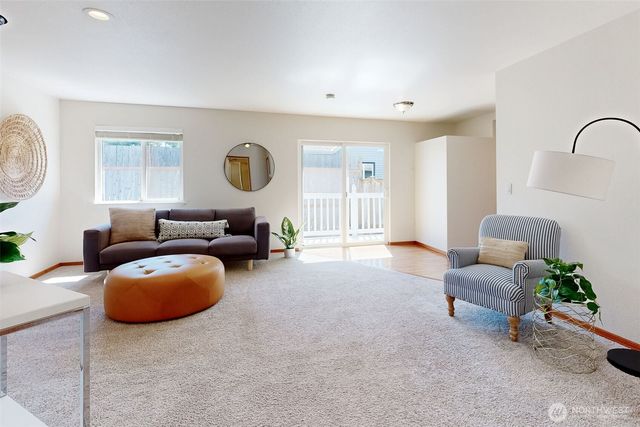 833 S Meyers, Tacoma, WA 98465