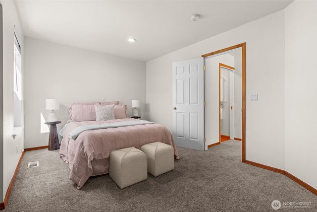 833 S Meyers, Tacoma, WA 98465