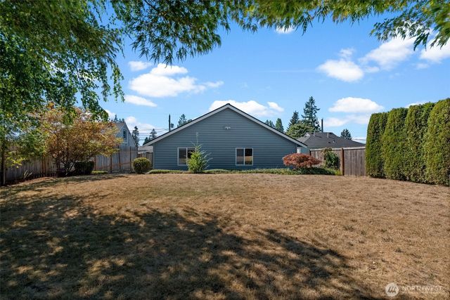 833 S Meyers, Tacoma, WA 98465