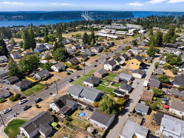 833 S Meyers, Tacoma, WA 98465