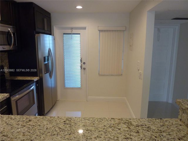 3200 N Palm Aire Drive 305, Pompano Beach, FL 33069
