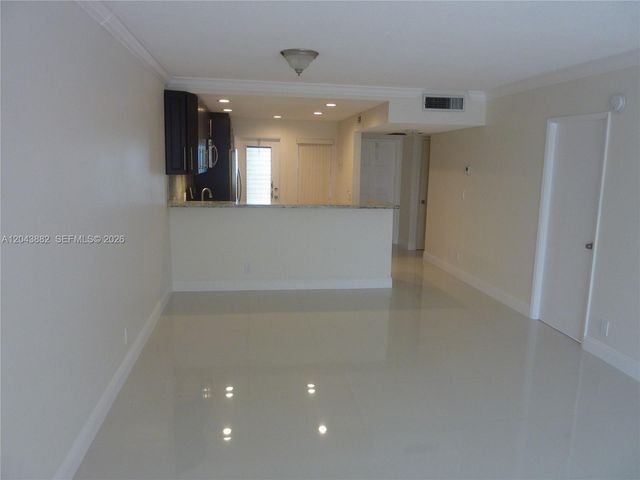 3200 N Palm Aire Drive 305, Pompano Beach, FL 33069