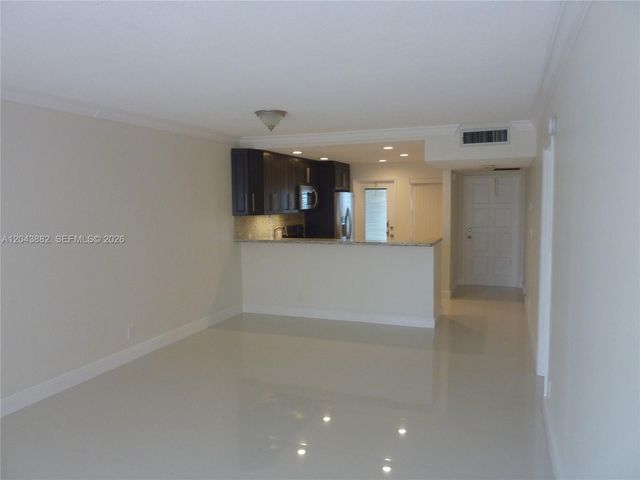 3200 N Palm Aire Drive 305, Pompano Beach, FL 33069