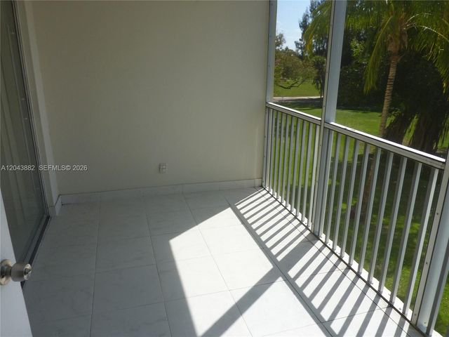 3200 N Palm Aire Drive 305, Pompano Beach, FL 33069