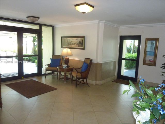 3200 N Palm Aire Drive 305, Pompano Beach, FL 33069