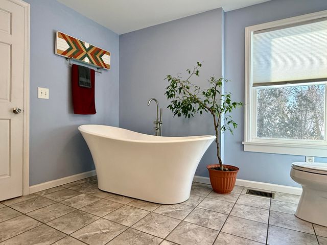 559 Perry Mills Road, Champlain, NY 12919