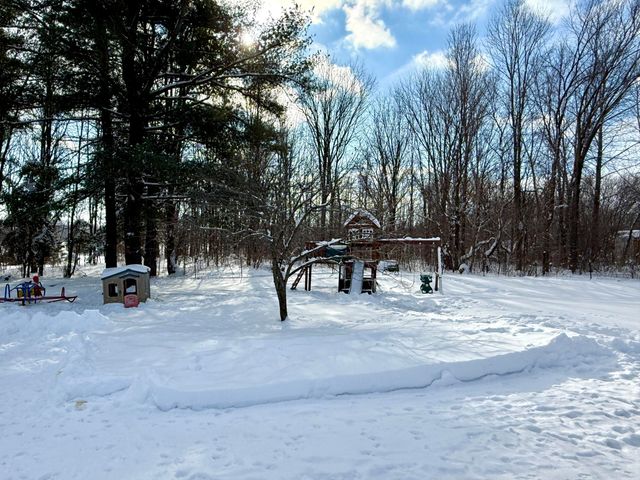 559 Perry Mills Road, Champlain, NY 12919