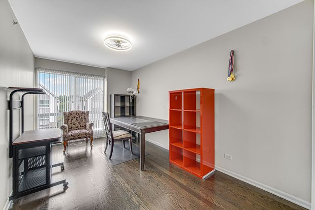 673 E FOUNTAINVIEW Drive 673, Mundelein, IL 60060