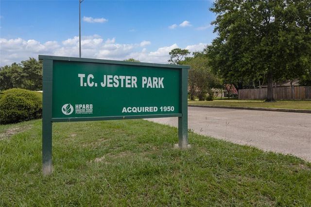 1035 W 17th Street, Houston, TX 77008