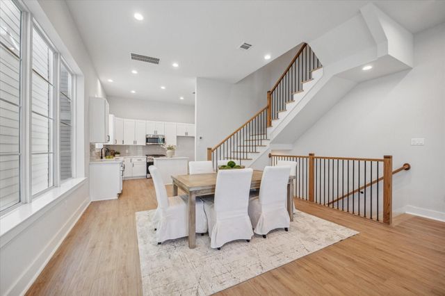 1035 W 17th Street, Houston, TX 77008