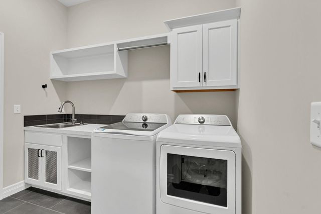 11503 E Winston St, Wichita, KS 67226