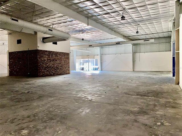 13891 N US-441, Lady Lake, FL 32159
