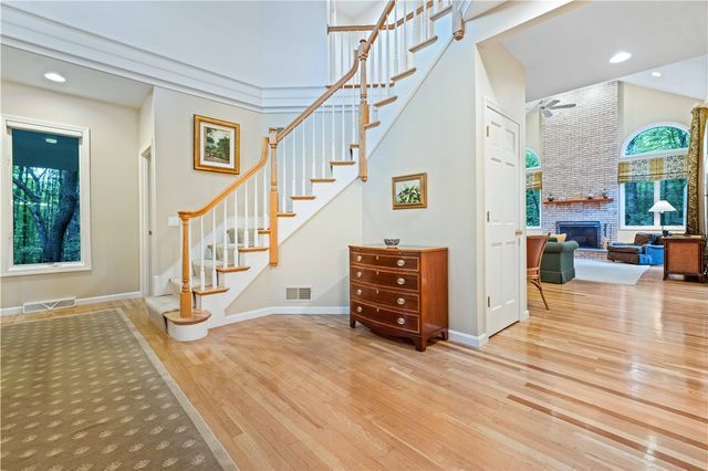 60 Pheasant Drive, East Greenwich, RI 02818