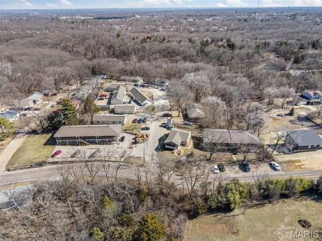 2408 Williams Creek Road, High Ridge, MO 63049