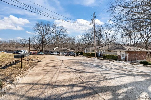 2408 Williams Creek Road, High Ridge, MO 63049