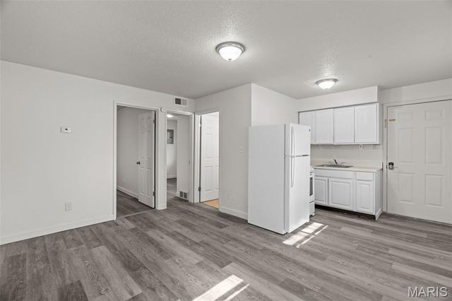 2408 Williams Creek Road, High Ridge, MO 63049