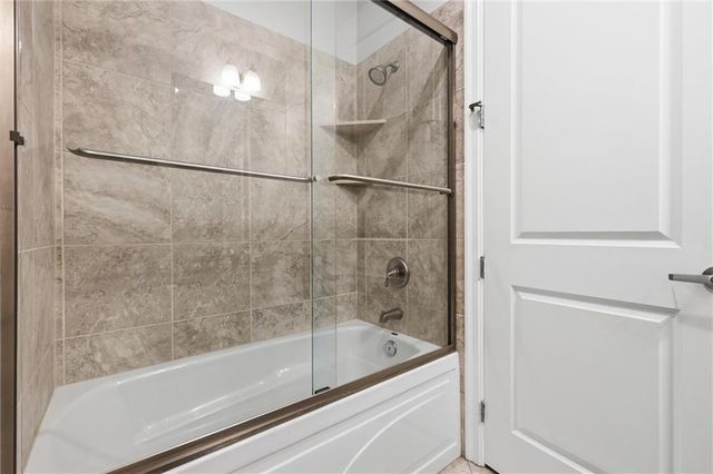 1101 Walnut Street 1707, Kansas City, MO 64106