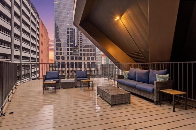 1101 Walnut Street 1707, Kansas City, MO 64106