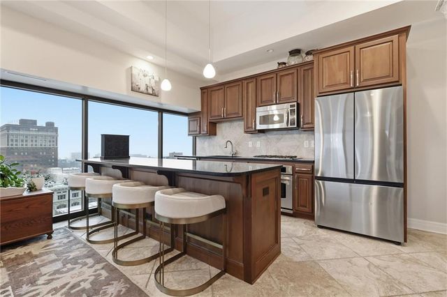 1101 Walnut Street 1707, Kansas City, MO 64106