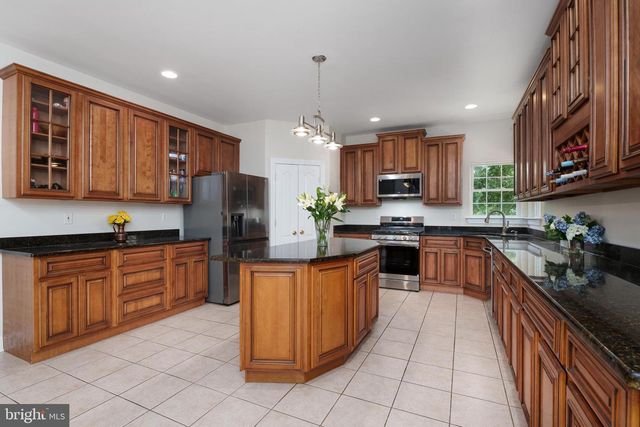 116 RABBIT HILL RD, Princeton Junction, NJ 08550