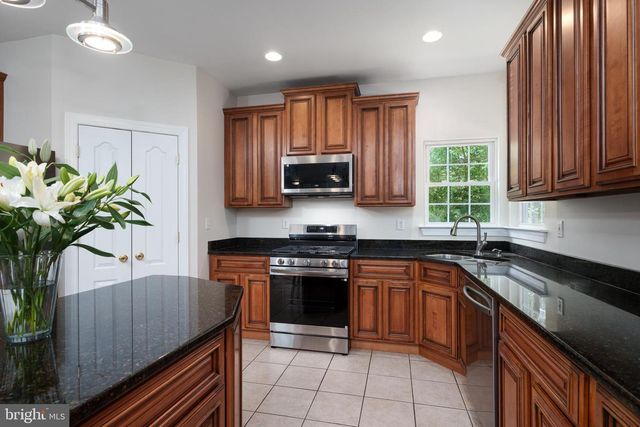 116 RABBIT HILL RD, Princeton Junction, NJ 08550