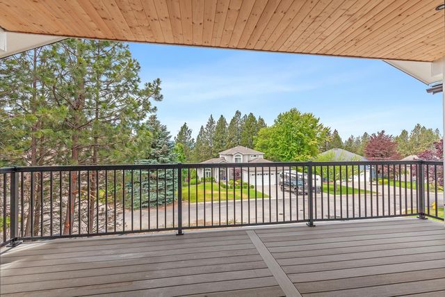 5211 S Fairfax Ln, Spokane Valley, WA 99037