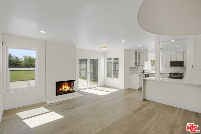 9633 Lilly Court, Los Angeles, CA 91325