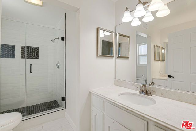 9633 Lilly Court, Los Angeles, CA 91325