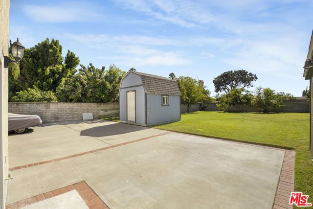 9633 Lilly Court, Los Angeles, CA 91325