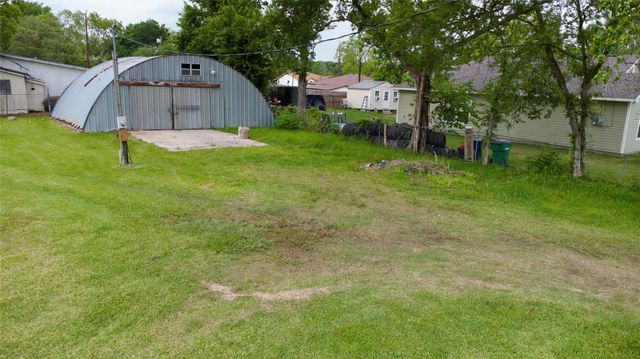 400 Dreamland Avenue, Crosby, TX 77532