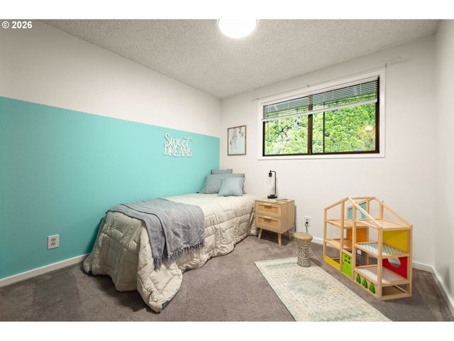 4485 BRIARS St, Eugene, OR 97404