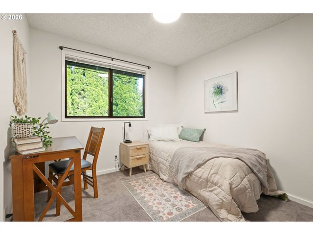 4485 BRIARS St, Eugene, OR 97404