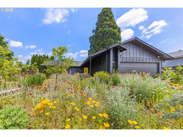 4485 BRIARS St, Eugene, OR 97404