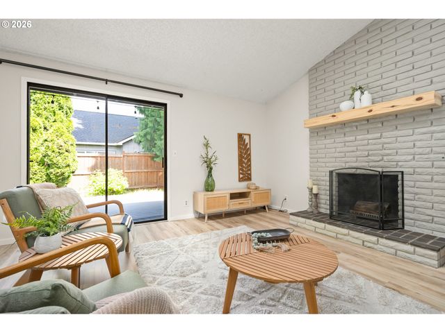 4485 BRIARS St, Eugene, OR 97404