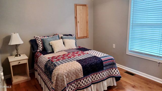 17505 Bridle Drive, Abingdon, VA 24210