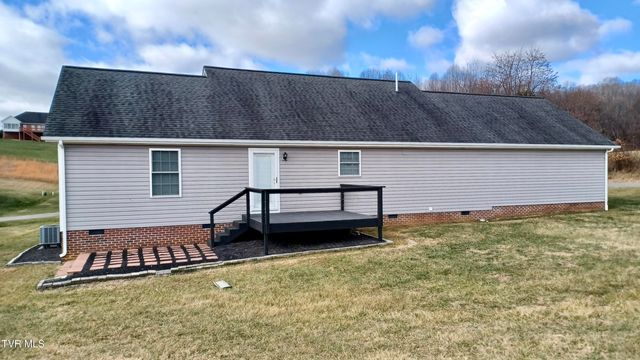 17505 Bridle Drive, Abingdon, VA 24210