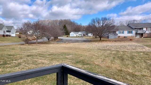 17505 Bridle Drive, Abingdon, VA 24210