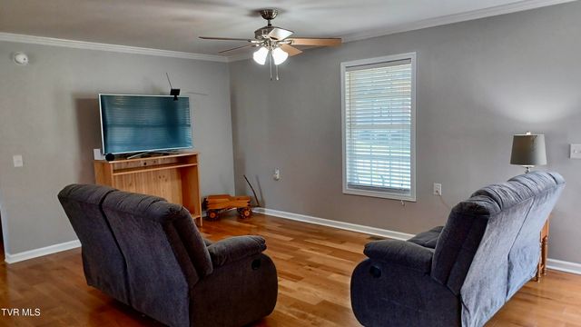 17505 Bridle Drive, Abingdon, VA 24210