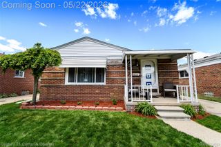 3928 Katherine Street, Dearborn Heights, MI 48125