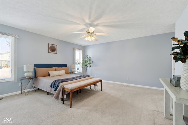 1006 Woodridge, Brownsburg, IN 46112