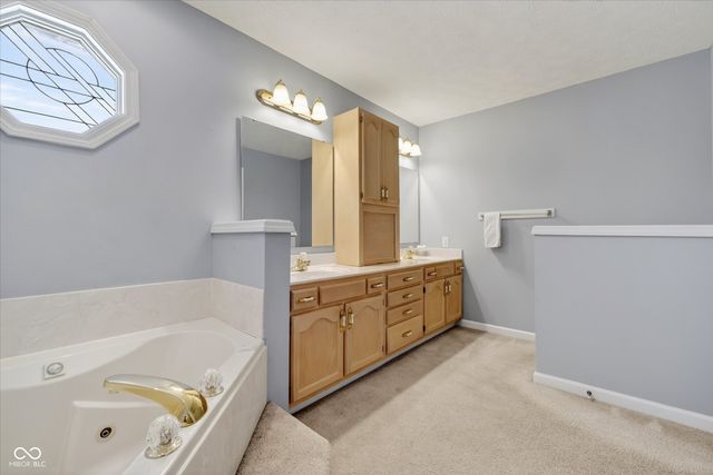 1006 Woodridge, Brownsburg, IN 46112