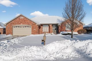 1006 Woodridge, Brownsburg, IN 46112