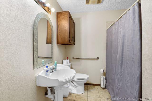 800 W Albuquerque Street, Broken Arrow, OK 74011