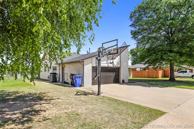 800 W Albuquerque Street, Broken Arrow, OK 74011